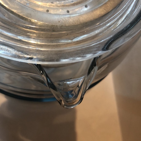 PYREX 6 Cup Coffee Pot with Glass Percolator Pump and Basket - Picture 11 of 12